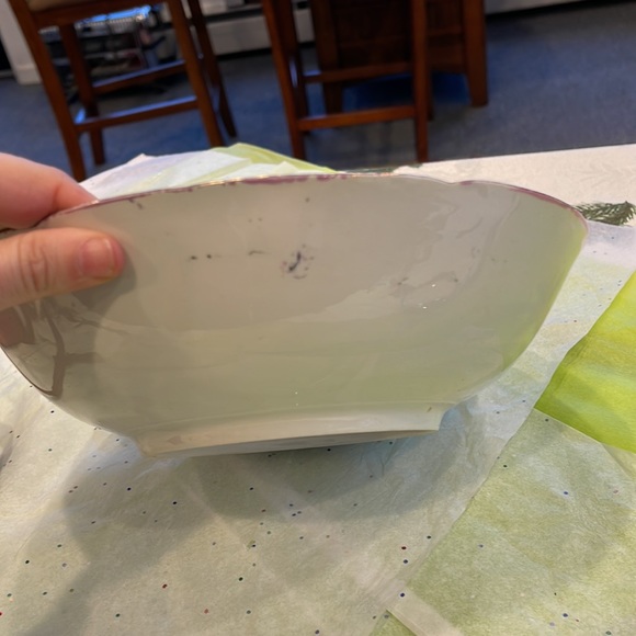 Hand painted decorative bowl, with gold and pink roses. Made in Germany. - Picture 8 of 9